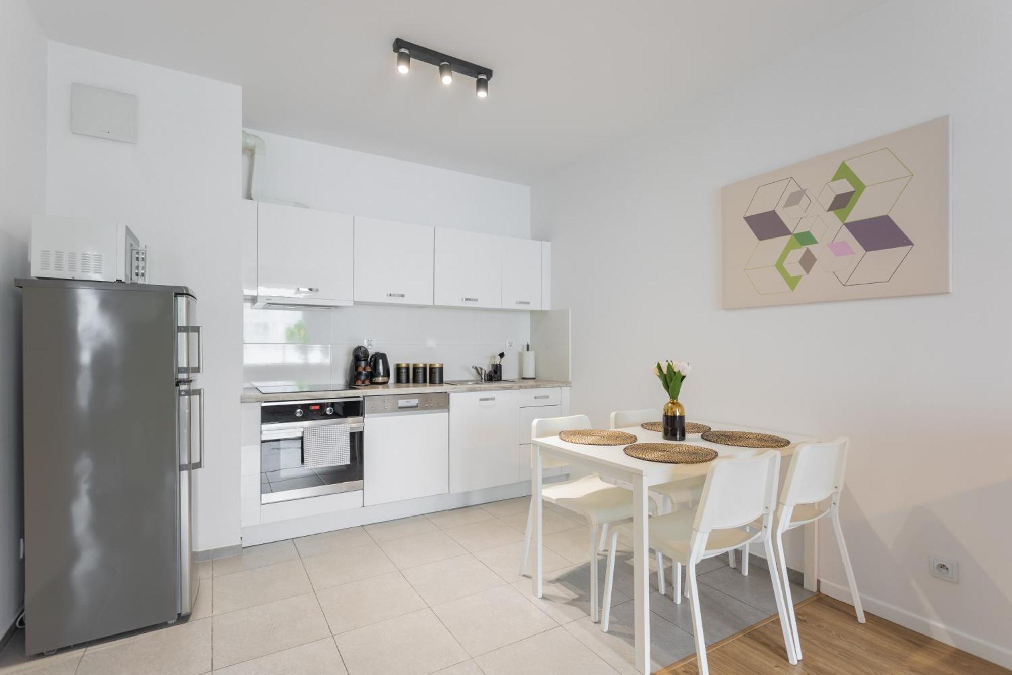 Urban Chic - Pereca - Rondo Onz - Luxury Warsaw Stays - 14 People Exteriör bild