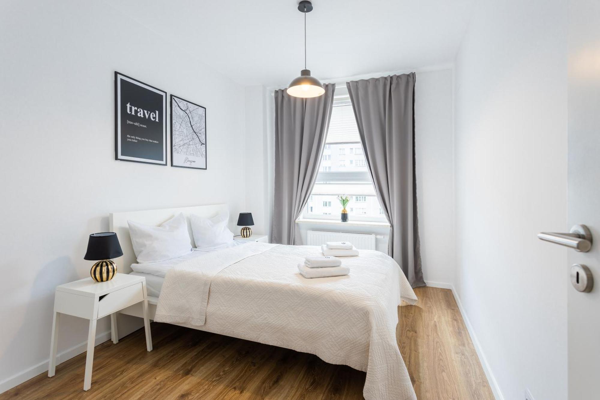 Urban Chic - Pereca - Rondo Onz - Luxury Warsaw Stays - 14 People Exteriör bild