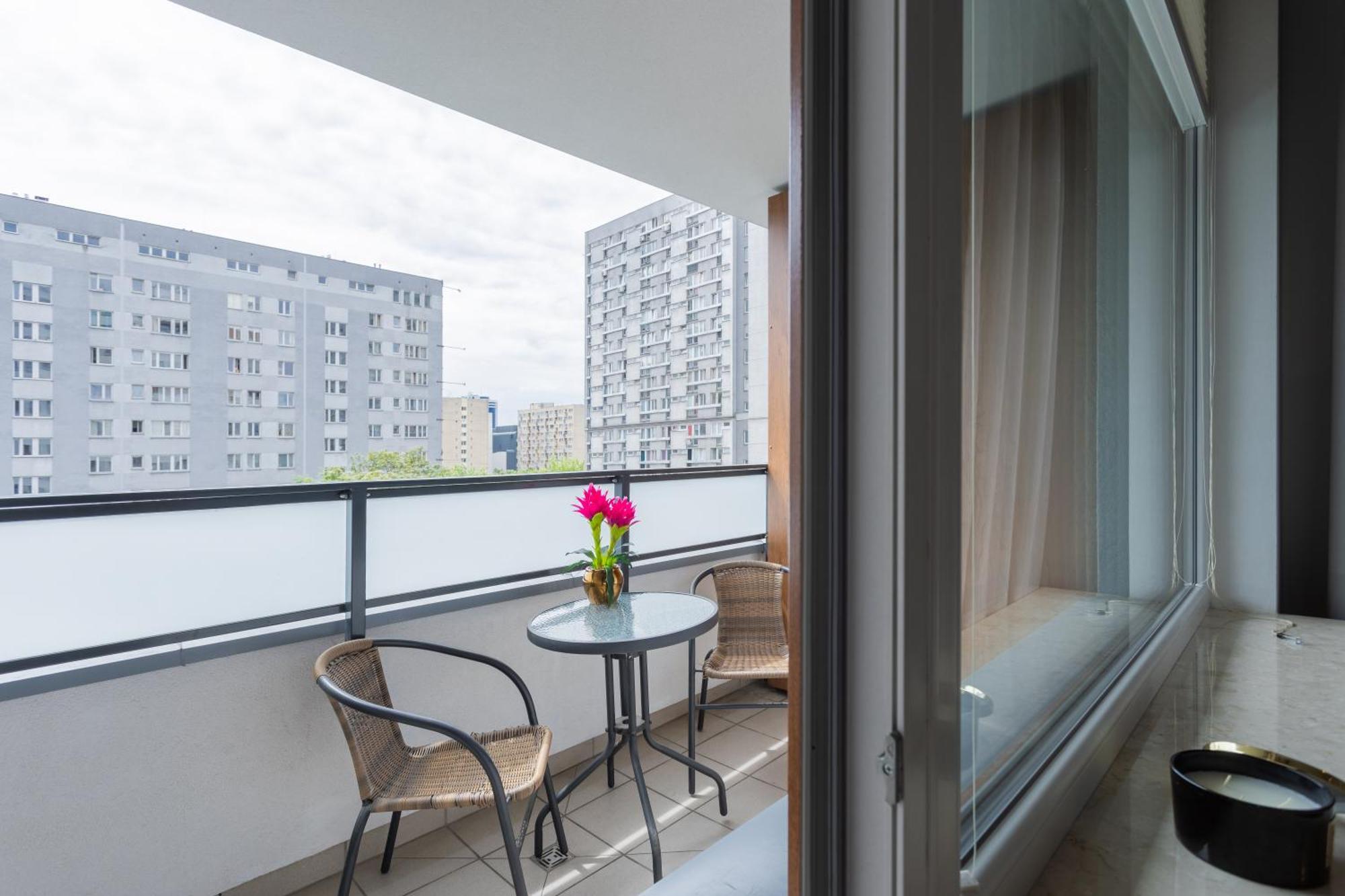 Urban Chic - Pereca - Rondo Onz - Luxury Warsaw Stays - 14 People Exteriör bild