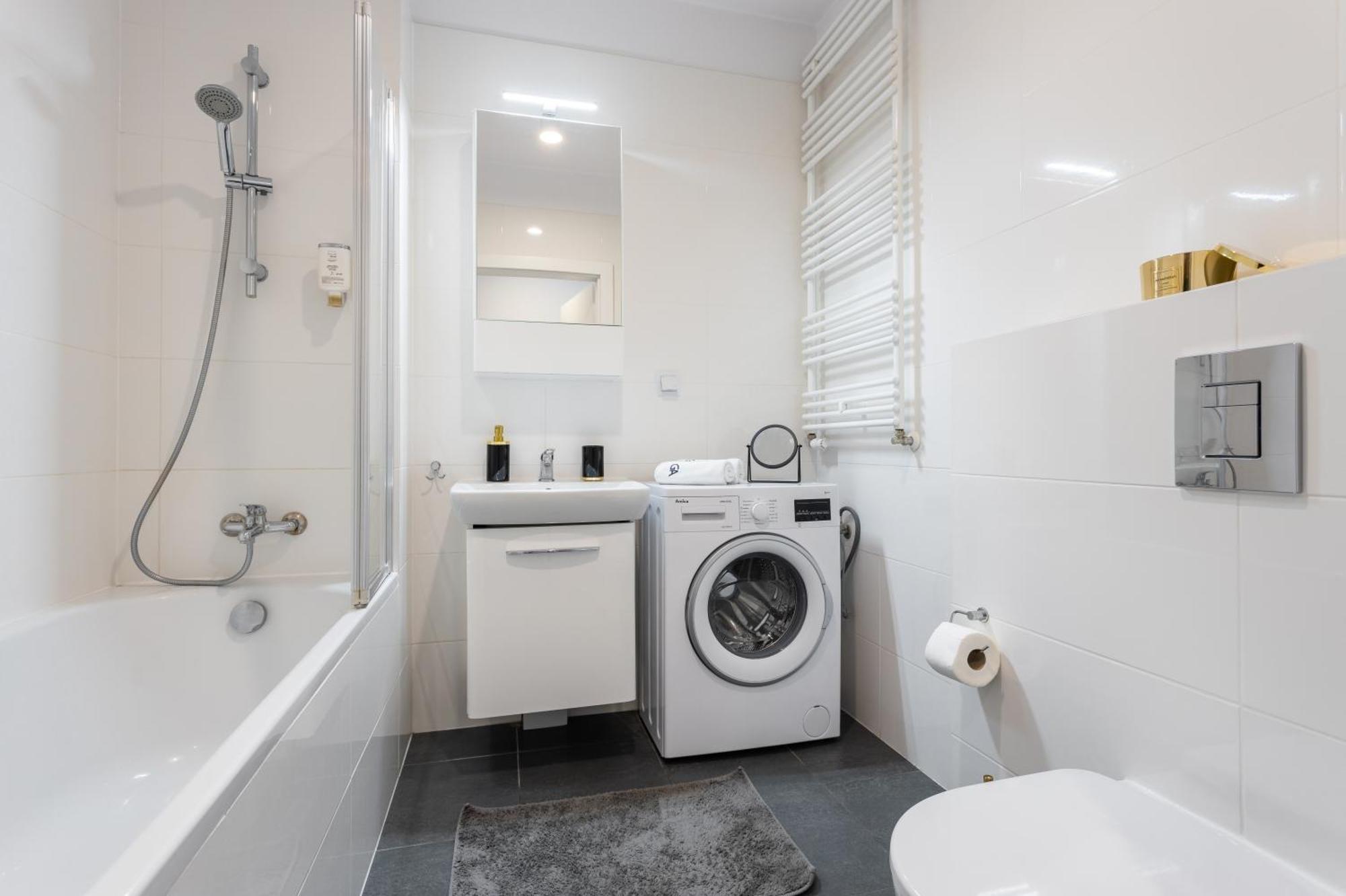 Urban Chic - Pereca - Rondo Onz - Luxury Warsaw Stays - 14 People Exteriör bild